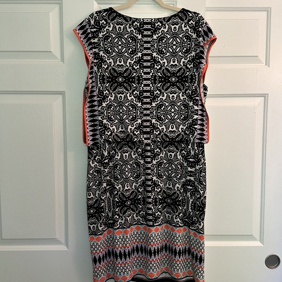 Dress Barn Established 1962 Filagree Tribal Print Dress Size 16 - Picture 6 of 8